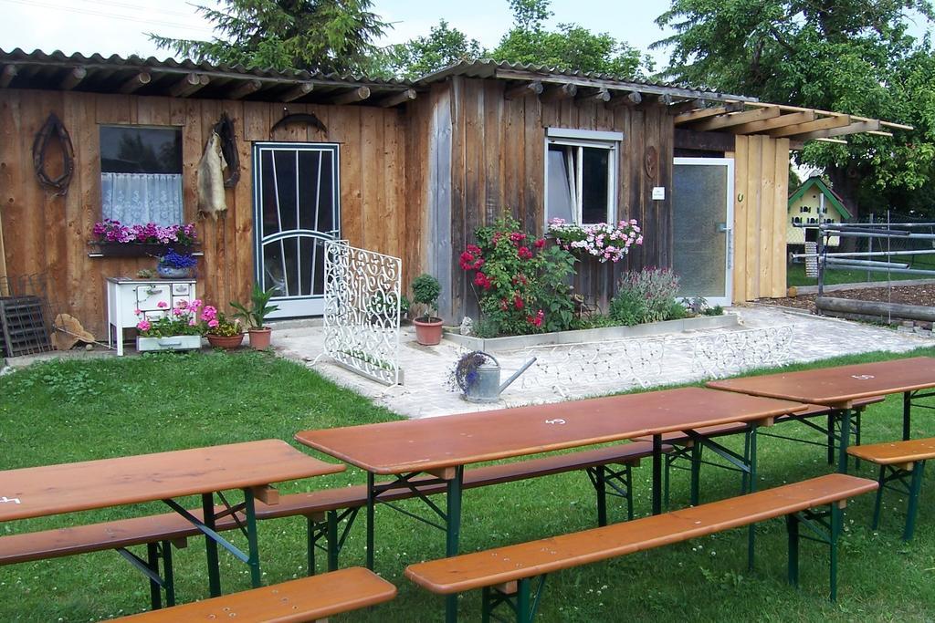 Landhotel Zum Adler Oberbechingen المظهر الخارجي الصورة