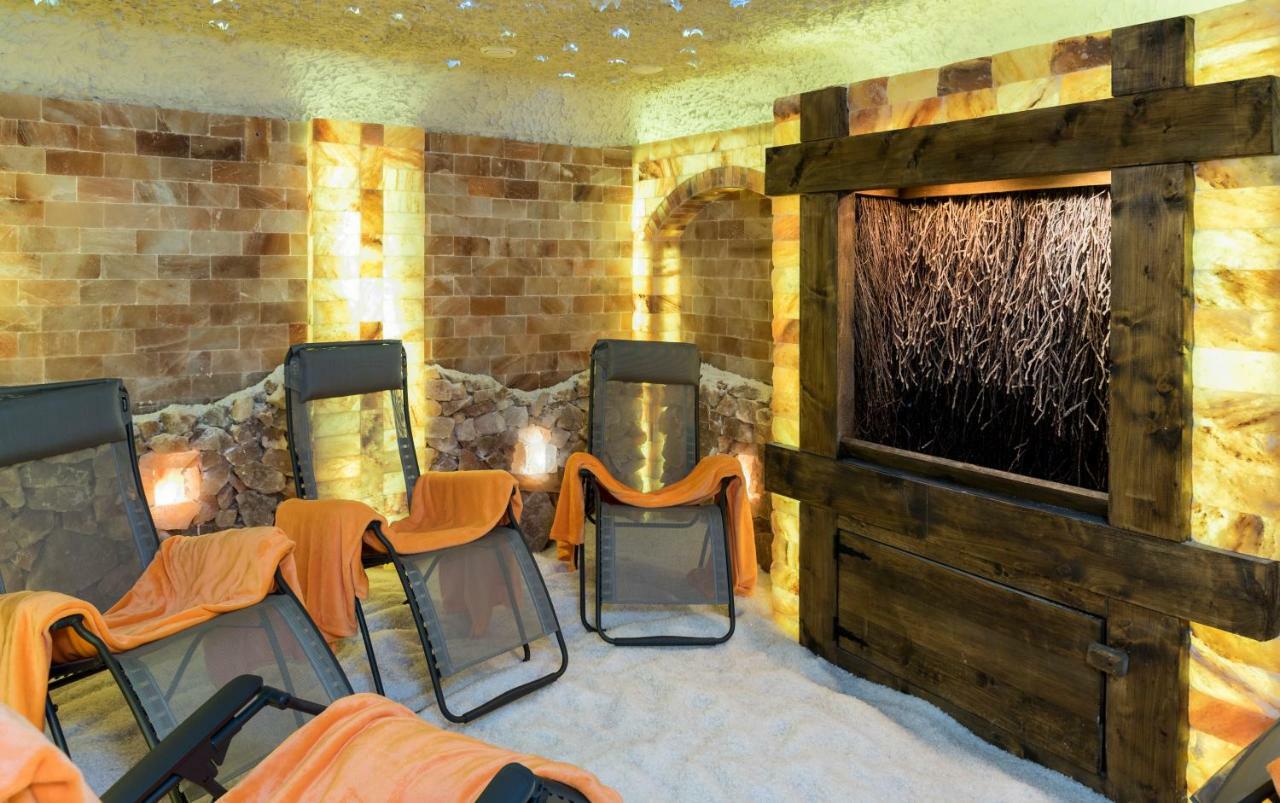 Landhotel Zum Adler Oberbechingen المظهر الخارجي الصورة