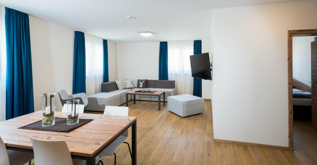 Landhotel Zum Adler Oberbechingen المظهر الخارجي الصورة